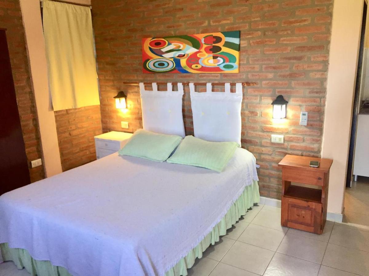 Capri Hotel y Cabañas Villa Carlos Paz Habitación foto