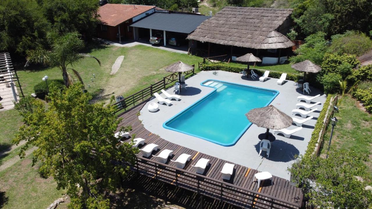 Capri Hotel y Cabañas Villa Carlos Paz Exterior foto