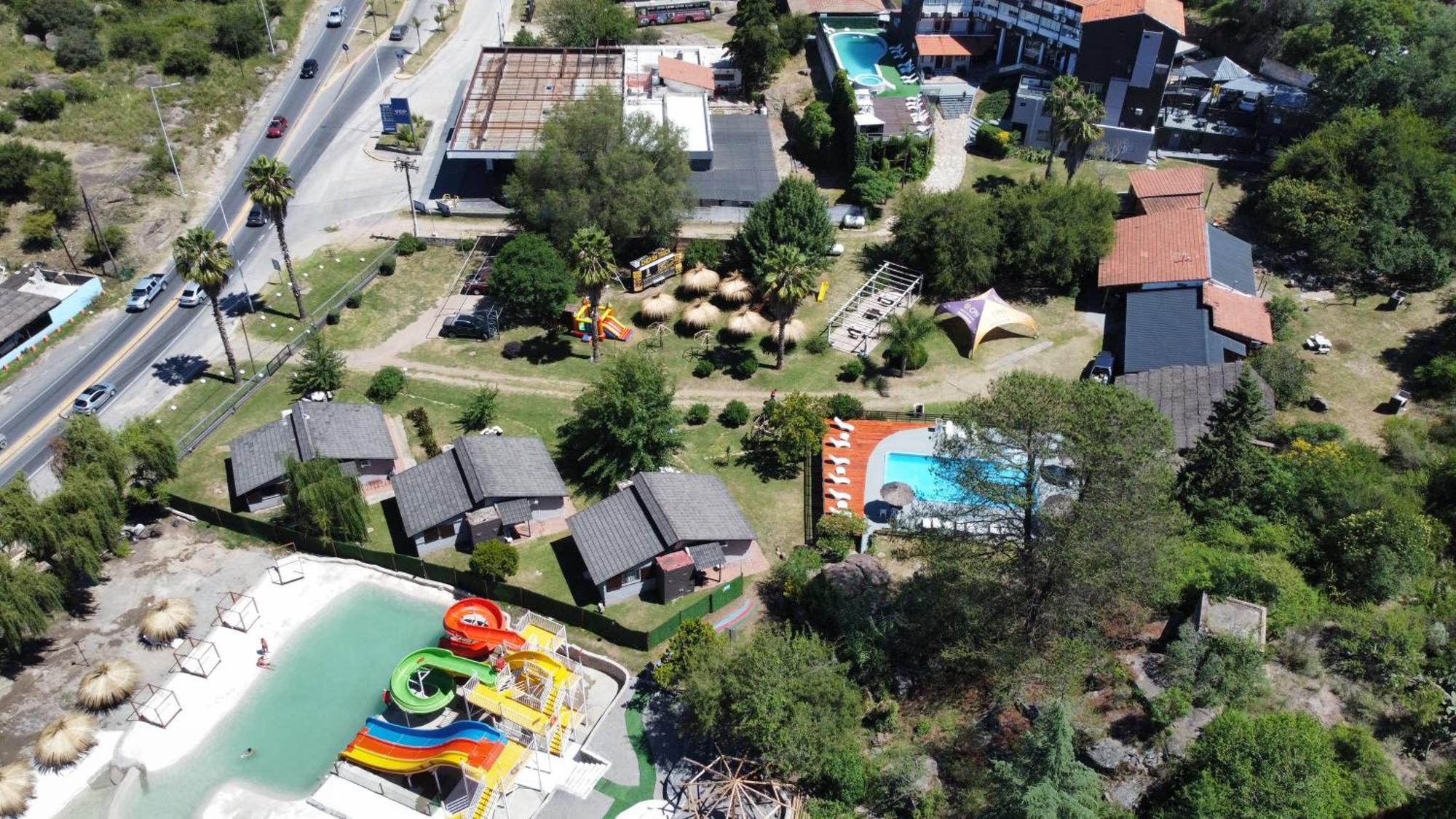 Capri Hotel y Cabañas Villa Carlos Paz Exterior foto
